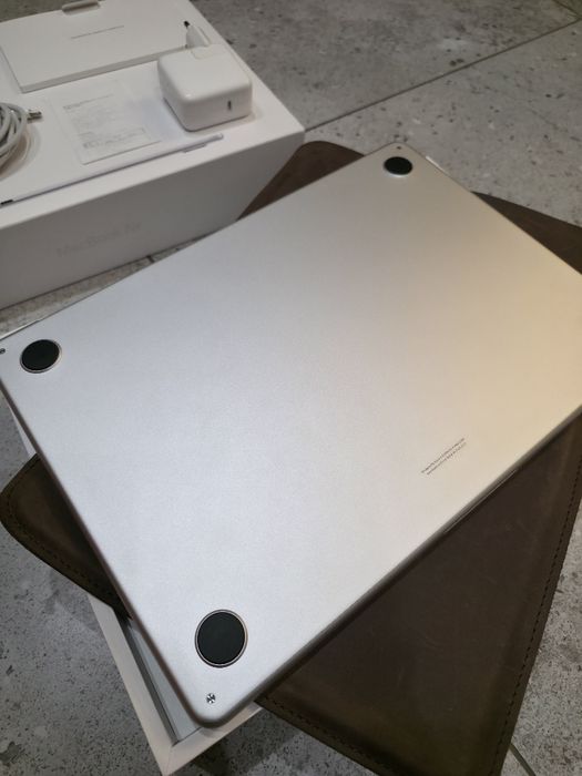 MacBook Air M2 8/256 2022