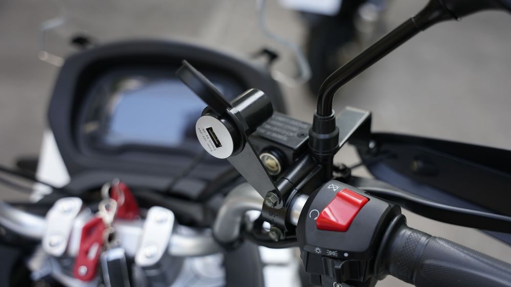 2025 Мотоцикл SP300T-5 SPARK Мото-Кроха
Мотоцикл SPARK SP300T–5 – ця м