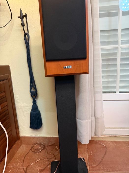 Venda de Sistema de Som (Aparelhagem , Amplificador e Colunas)