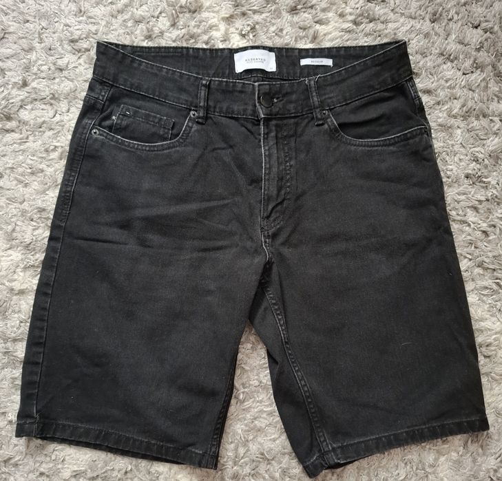 Spodenki Reserved czarne roz. 32