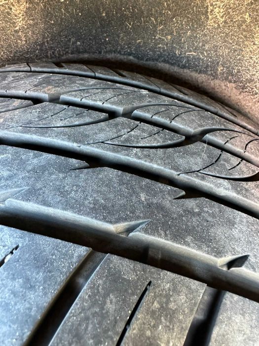 Диски з гумою колеса R20 5x130 9J ET60 Audi Q7 Touareg Cayenne