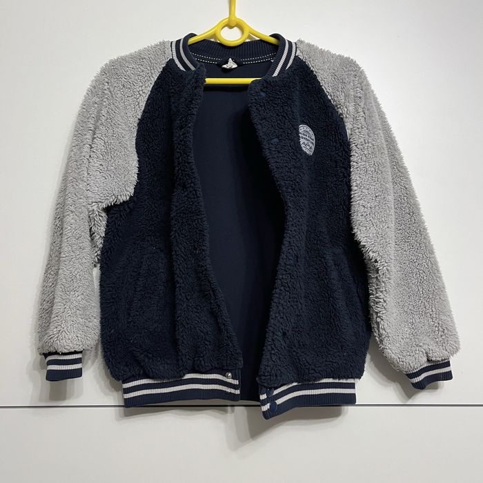 Bluza rozpinana na zatrzaski