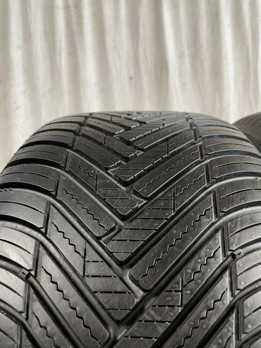 255/40R19 100W Hankook Kinergy 4s2 KOMPLET