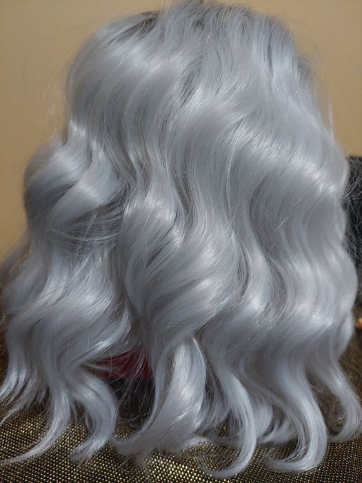 Sprzedam perukę nowa