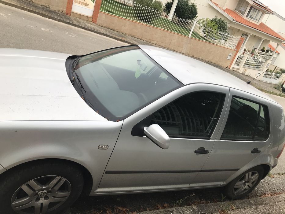 VW Golf IV a GPL/Gasolina