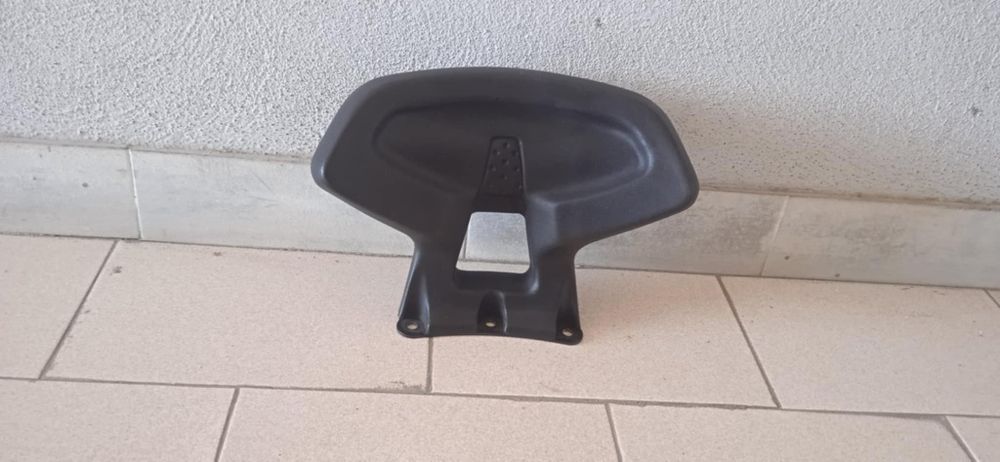 Encosto traseiro de scooter