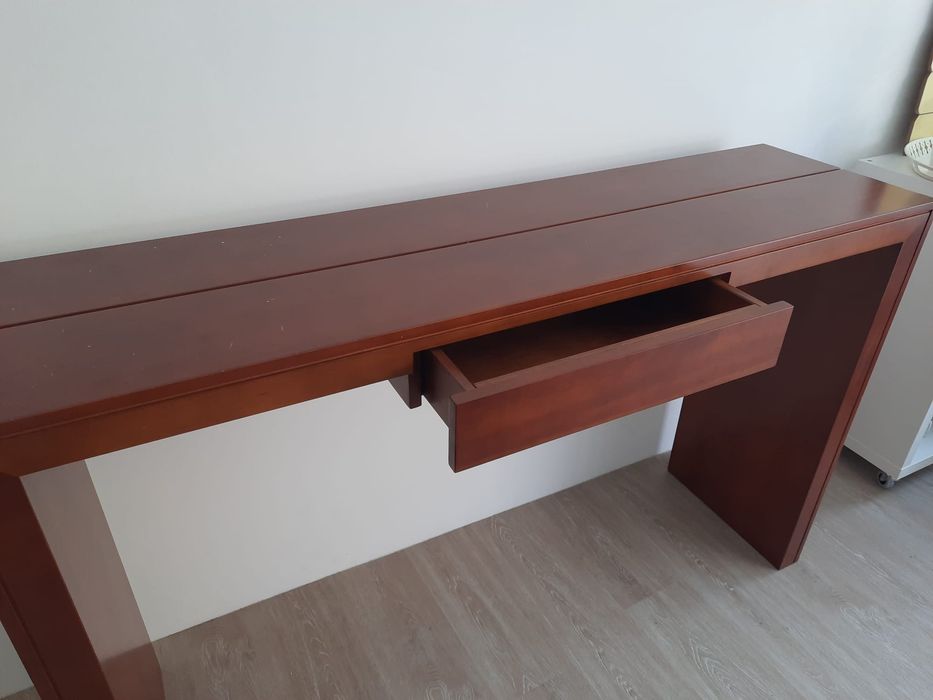 Móvel aparador como novo