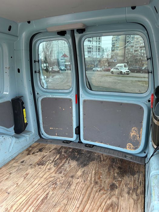 VW Caddy Вантажний 1.9TDi Автомат