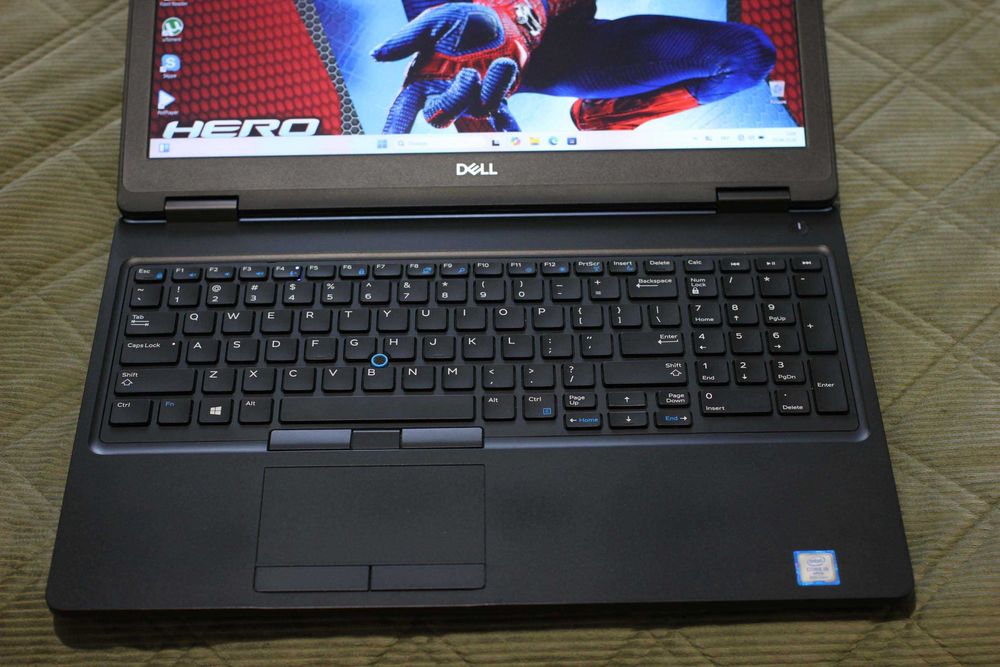 Dell 5591/2020/i5-8400H/Видео2GB/16GB/SSD256/АКБ 5ч/15.6 ips FHD СЕНСОР!