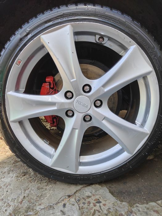 Диски TOORA R18 5x108 ET45 225/40