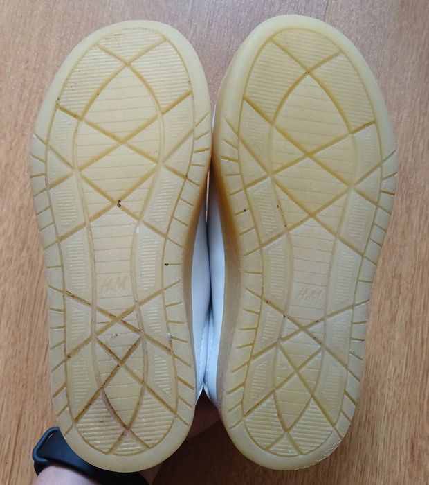 Туфлі шкіряні cвітяться, кросівки, кеди H&M 29р. 18см. Ідеальний стан.