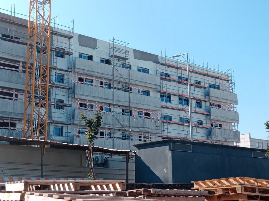 Prestação de serviços de serralharia