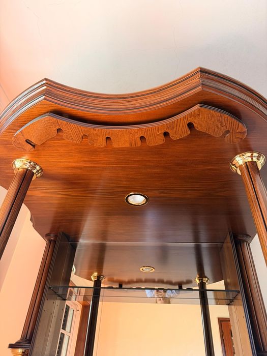 Bar de Madeira ,Como Novo