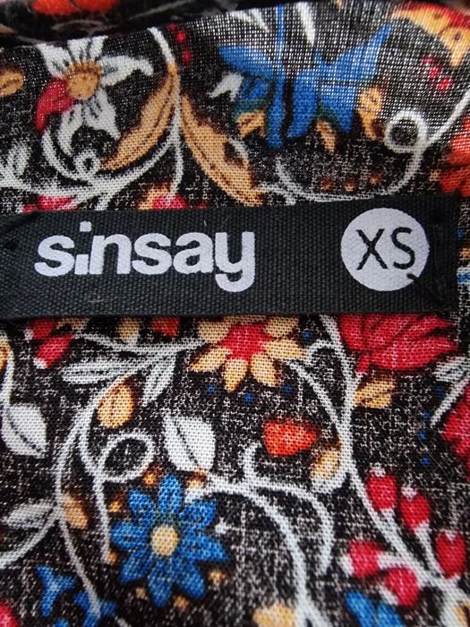 Sukienka w drobne kwiatuszki"Sinsay".