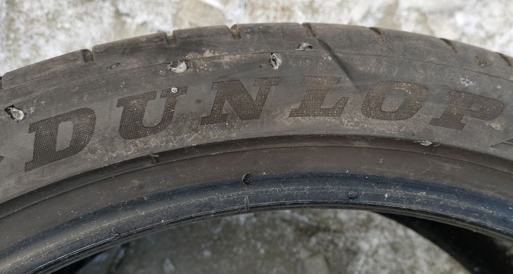 Opony letnie Dunlop Sport Maxx RT 255/35R19 96Y