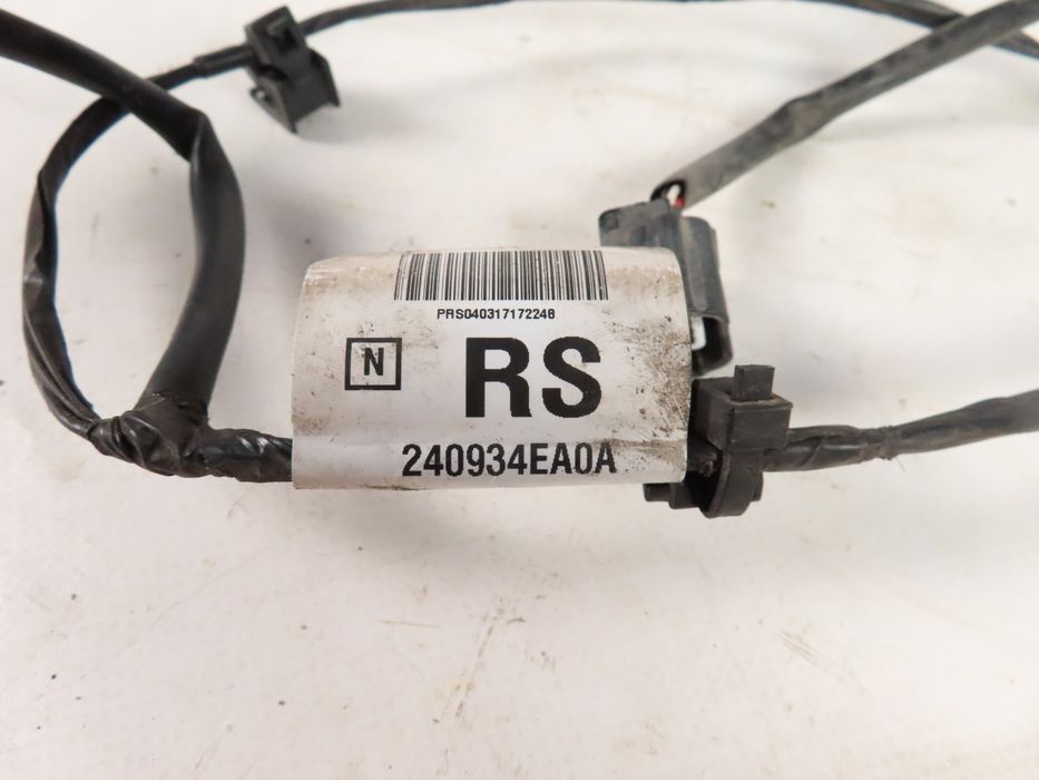 Instalação Sensores Pdc Nissan Qashqai Ii Closed Off-Road Vehicle Ref: