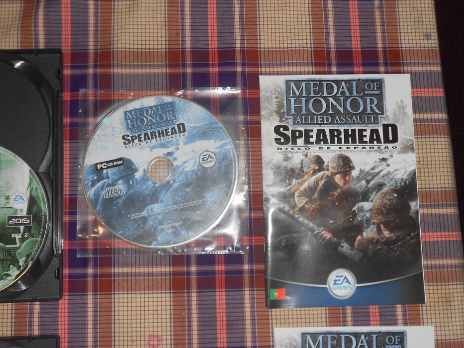 Jogos PC CD-ROM Medal of Honor deluxe - Spearhead disco expansao