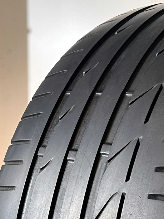 Pneus Bridgestone Potenza S001 - 245/40/17 - Muito Bons