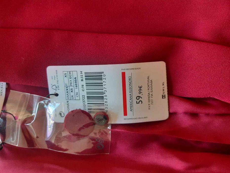 Casaco novo, com etiqueta, da Mango