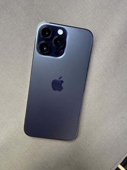 iPhone Pro Max Purple