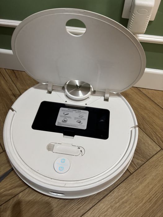 Robot sprzątajacy viomi se
