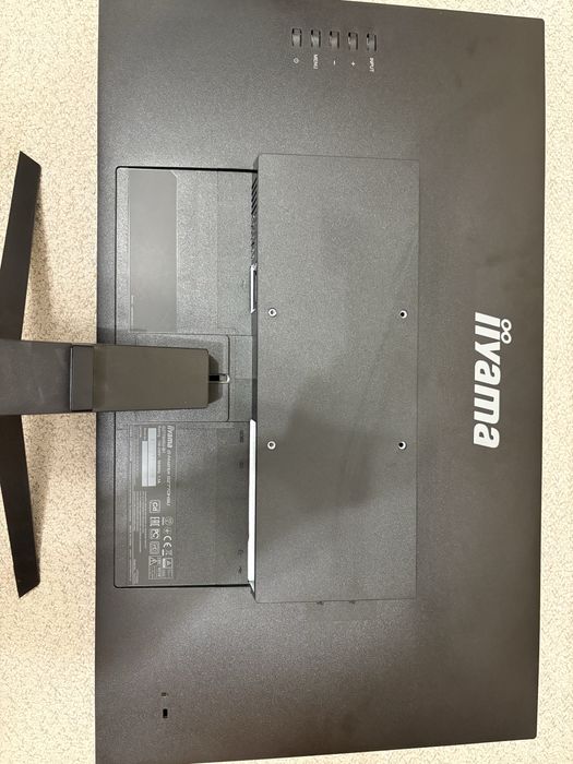 Monitor IIYAMA 27 cali