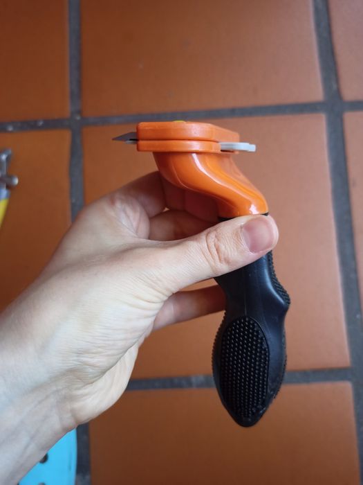 Escova FURminator para cão pelo longo