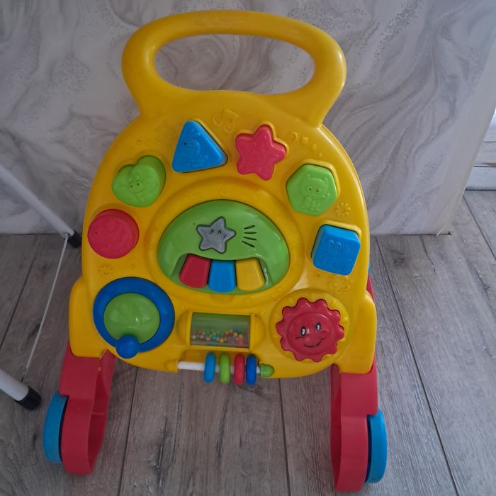 Дитячі ходунки  музичні