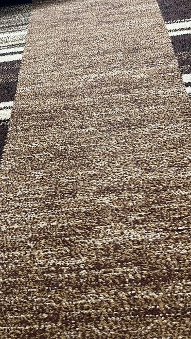 Gruby chodnik dywanowy