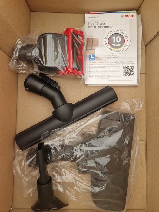 Aspirador BOSCH - Aspirador sem saco ProAnimal Série 6 - BGS41PET1