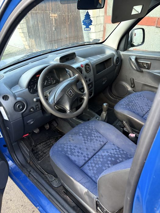 Peugeot partner 1  1.6HDI nowe sprzęgło. Rozrząd