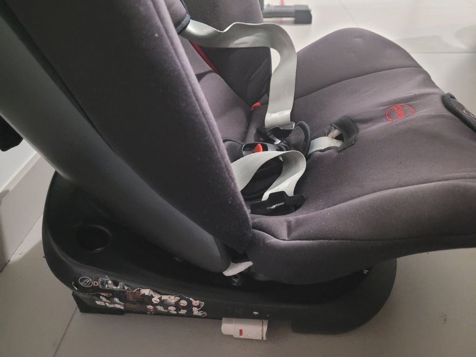 Vendo Cadeirinha de bebé - carro