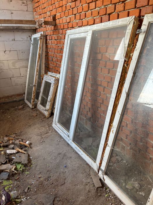Продам вікна металопластик б/у білі відкривні різні розміри детально читайте в описі