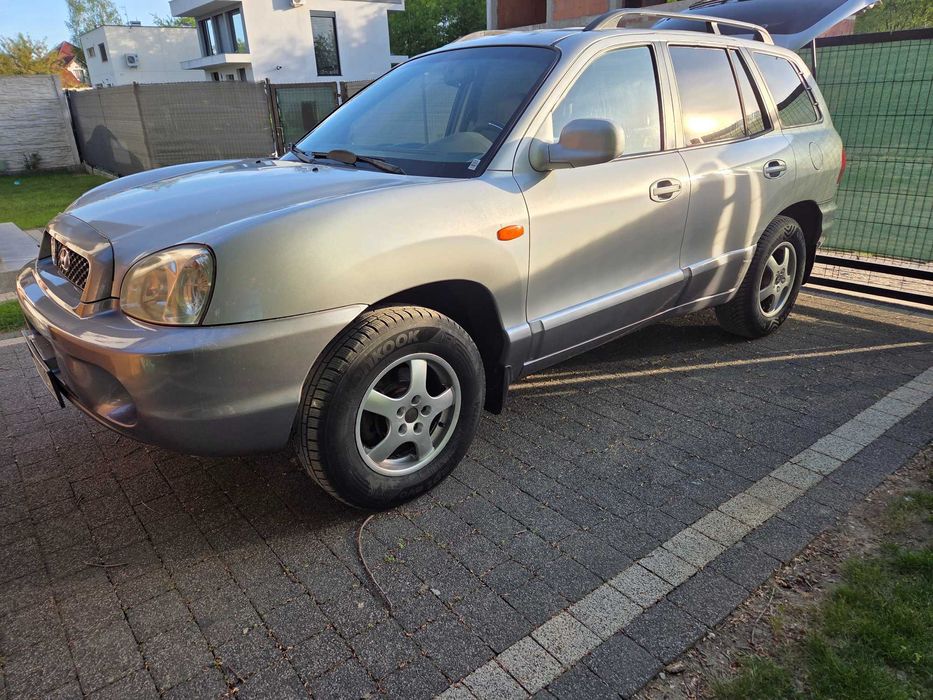 Hyundai Santa Fe 4x4 2.7 V6 automat