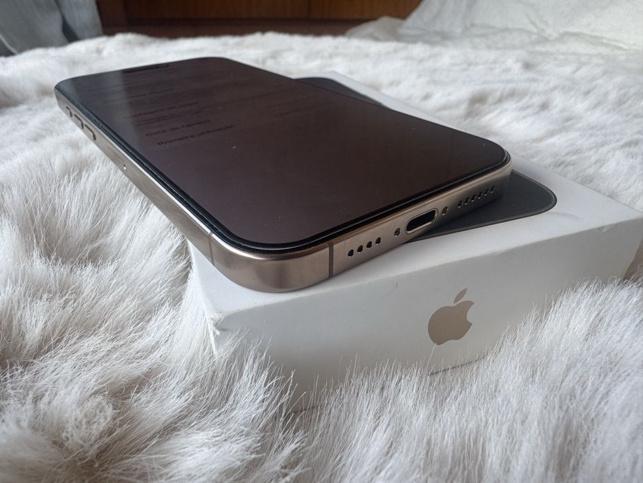 iPhone 16 Pro Max - 256GB | Titanium Deserto