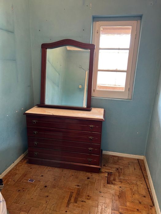 Movel Comoda Em Madeira Bom Estado