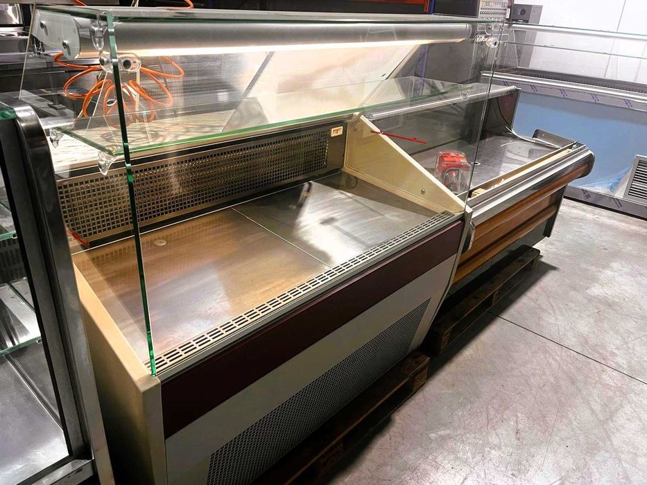 Vitrine Ideal para Charcutaria / Pastelaria - Usada, com Garantia