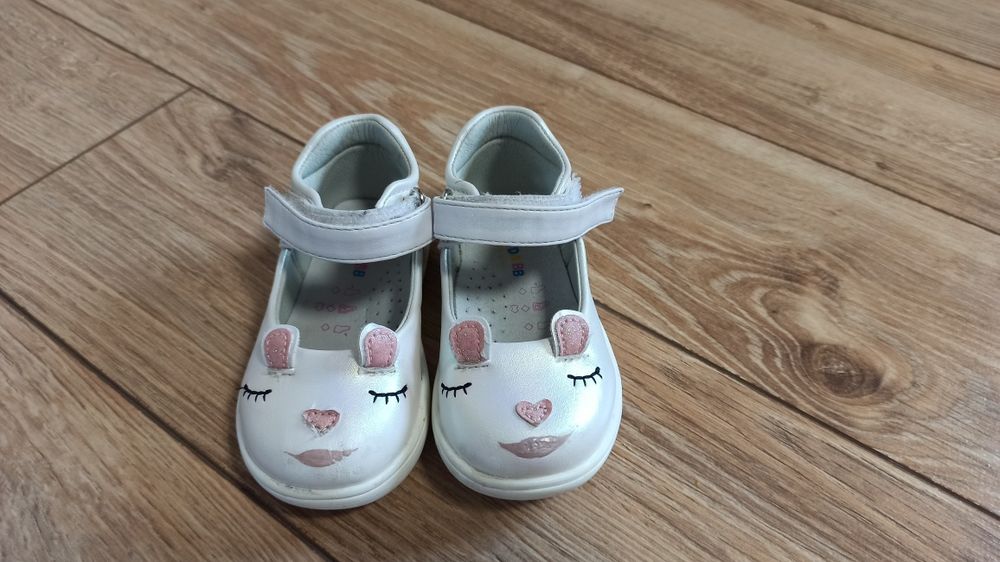 Туфлі туфельки балетки для дівчинки 22р