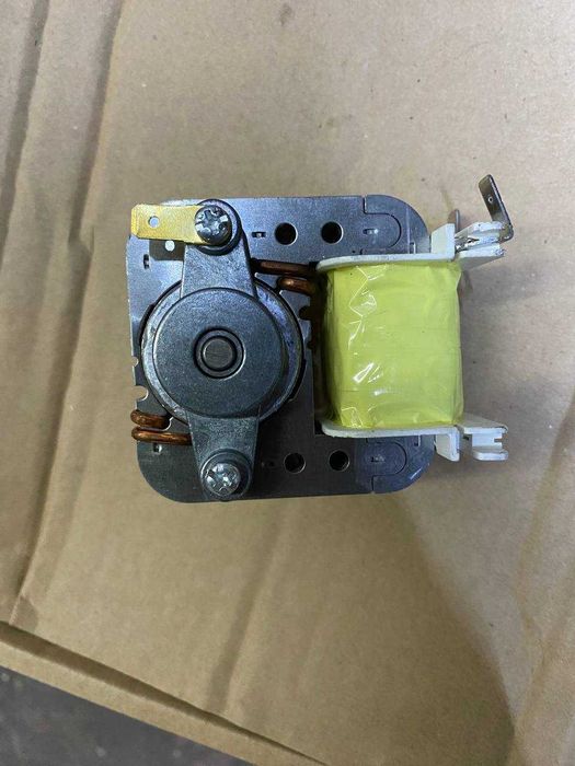 Двигатель вентилятора