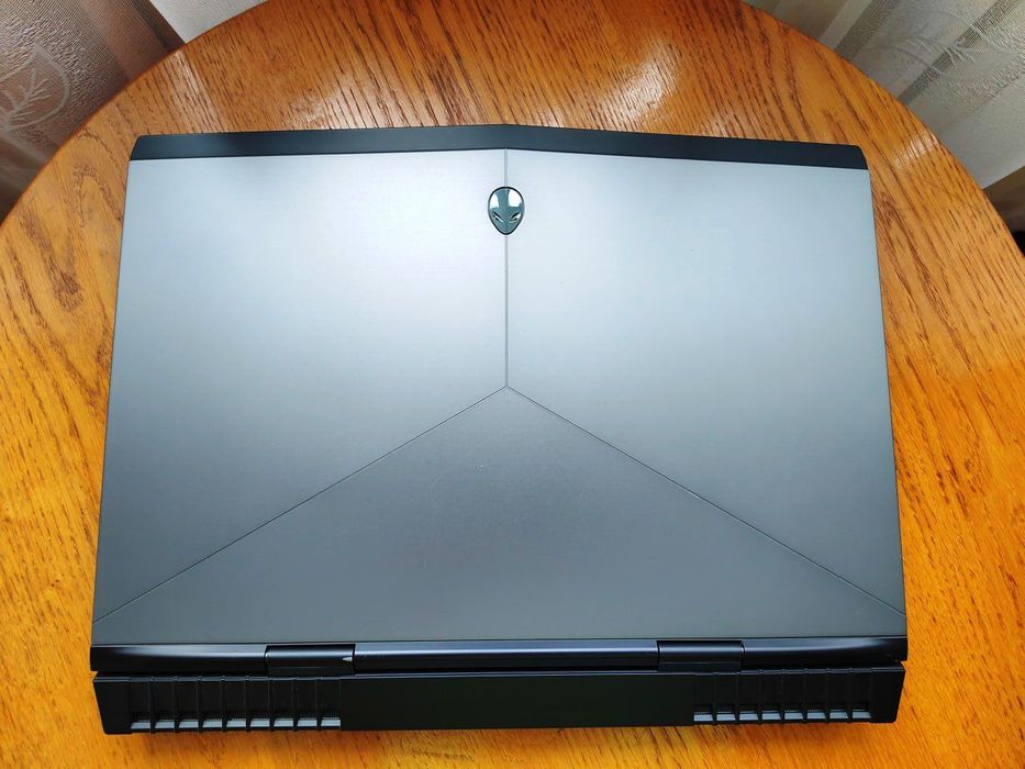 Alienware 17 R5 - 17.3 FullHD/i7 8750H/GTX 1070 8gb/16/ssd 512: 29 500 ...
