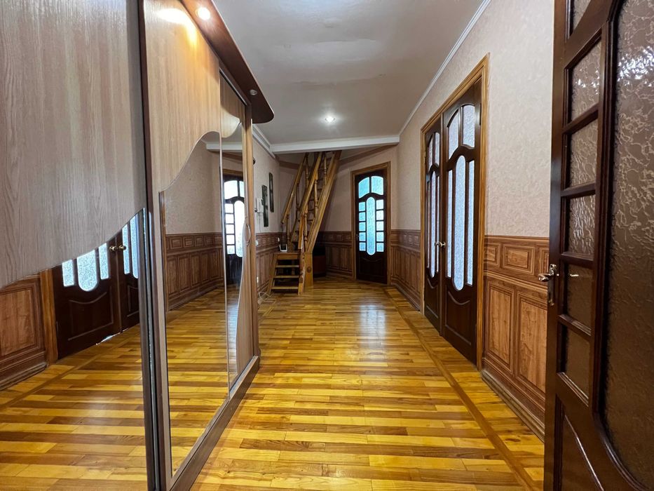 Продам квартиру в  Жмеринці.