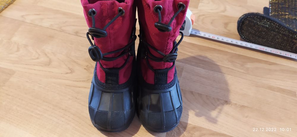 Śniegowce Kamik wkładką 15 cm