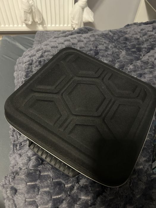 Nintendo Switch V2 - pełny zestaw + etui