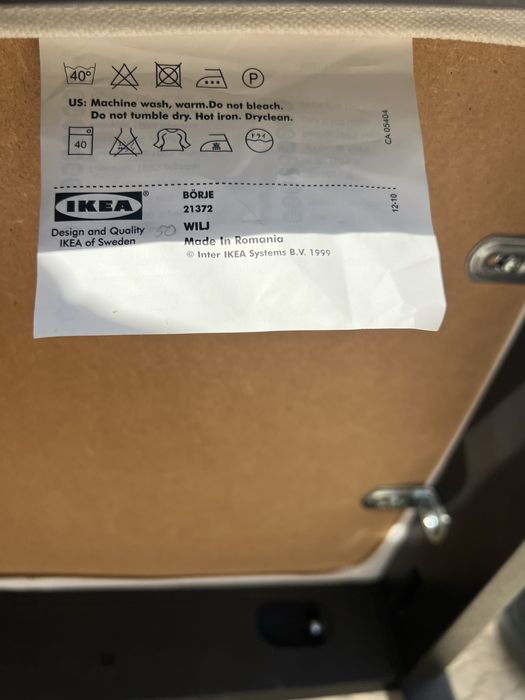Cadeiras de madeira e tecido brancas do Ikea x5 -