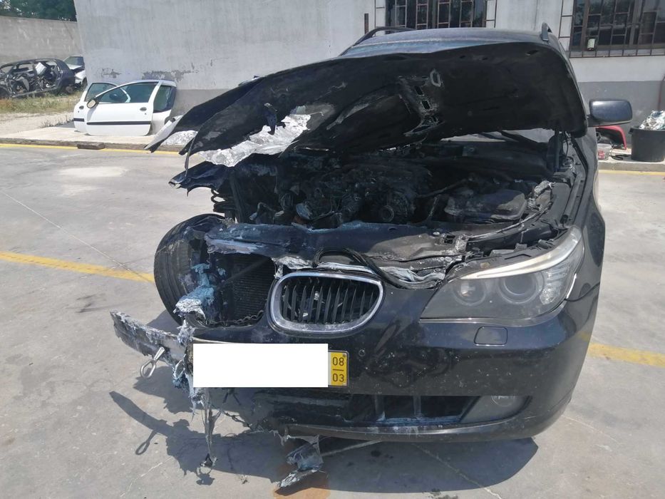 Para peças BMW 5 Touring (E61) 520D ano 2008