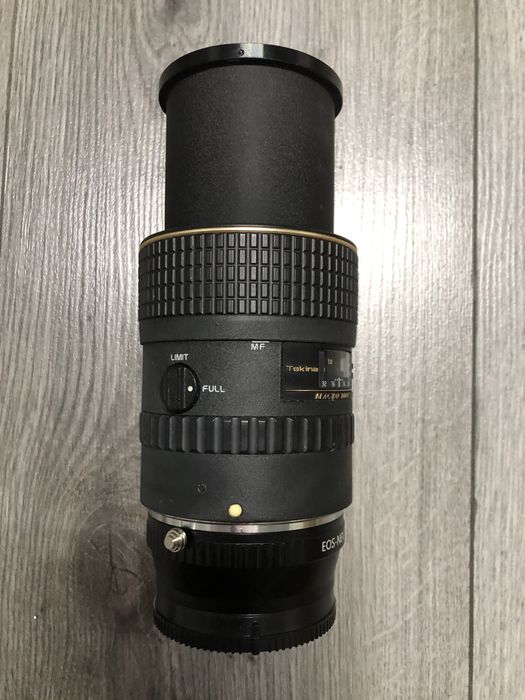 Tokina ATX 100mm f2.8 AF PRO Macro - Canon EF