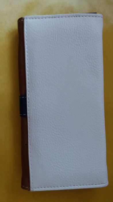 Portfel Avon elegancki