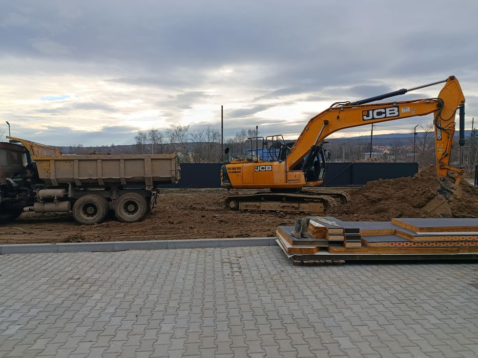 Послуги самоскида  земельні роботи