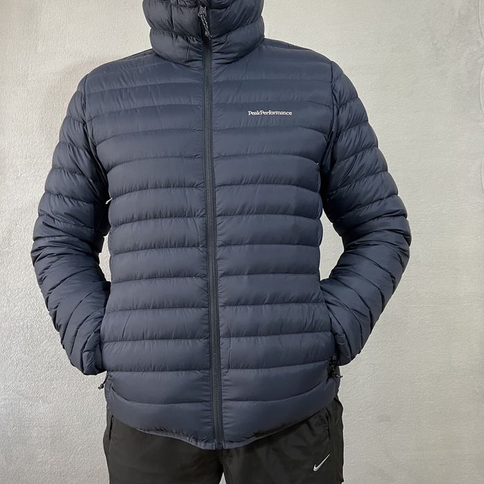Оригінальний Пуховик peak performance down liner hood jacket розмір ХЛ
