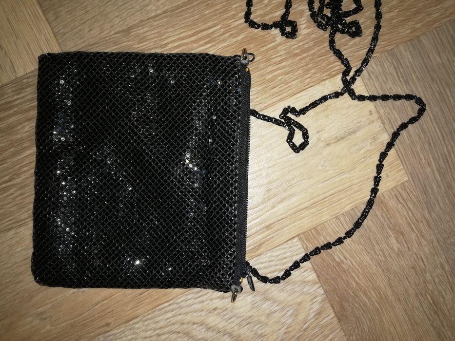 Маленькая нарядная сумочка